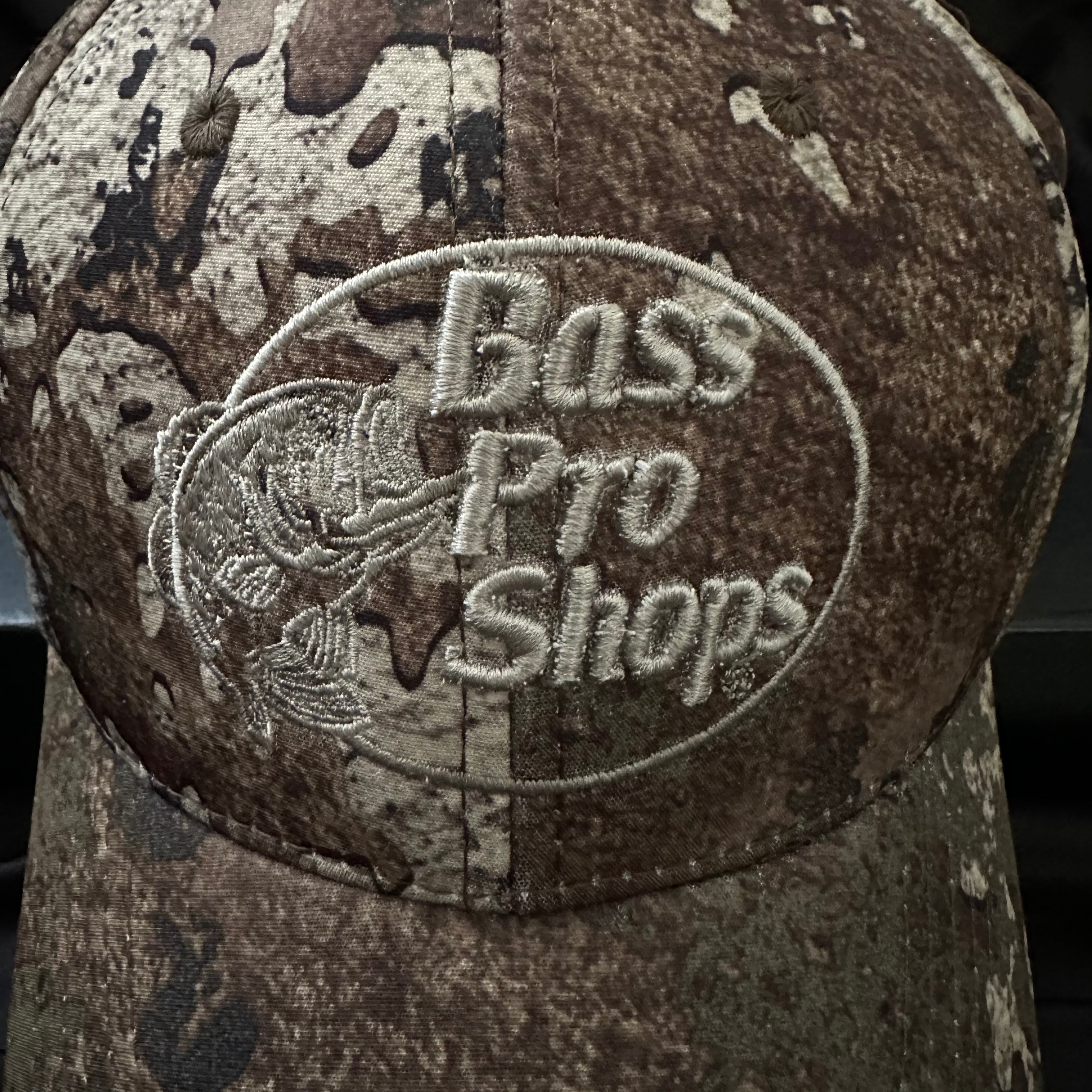 Bass Pro Shops Camo  - TrueTimber Strata